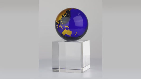 OCC-GB15 – Gold & Blue World Globe